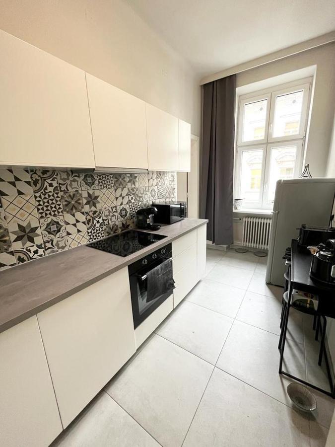 Beautiful City Centre Apartment Viena Exterior foto